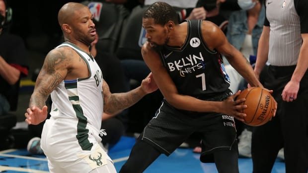 kevin-durant-pj-tucker-game-5-nets-bucks